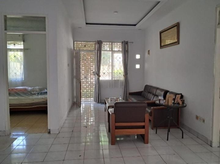 Villa Palm Hills Cilegon Exterior foto